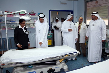 1327 العلماء يتفقد مستشفى صقر وعبيدالله ويوجه بضرورة توفير كوادر طبية.jpg�